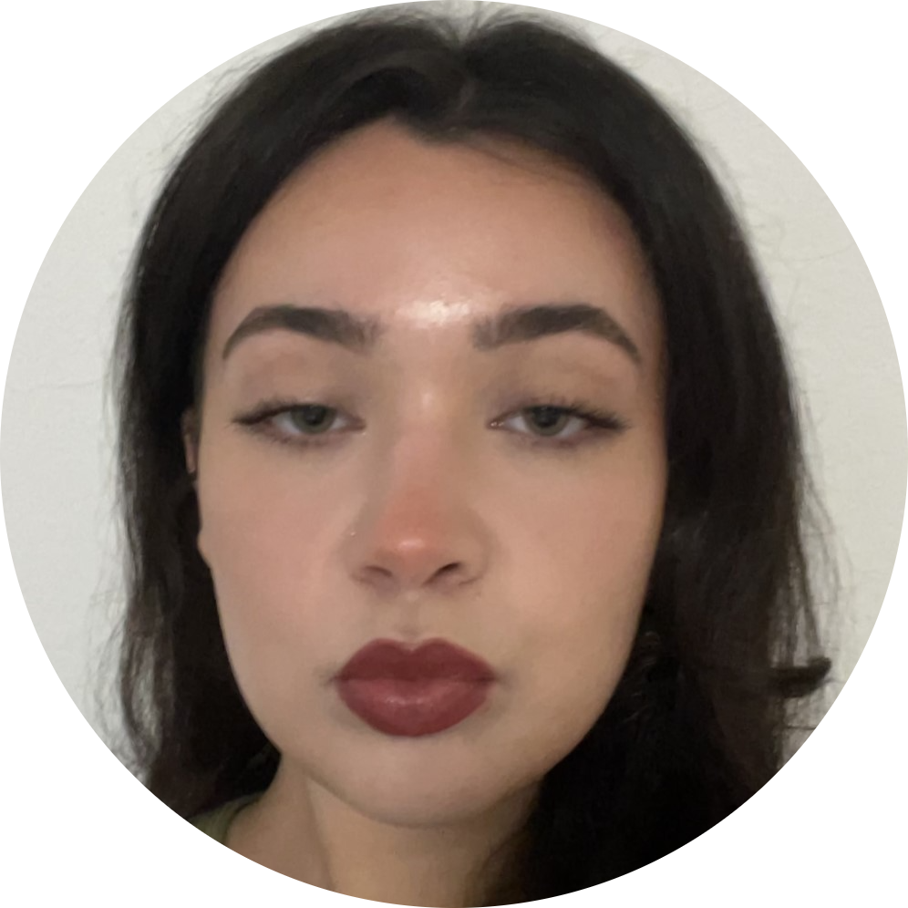 Go to the profile of Cyntia Roig