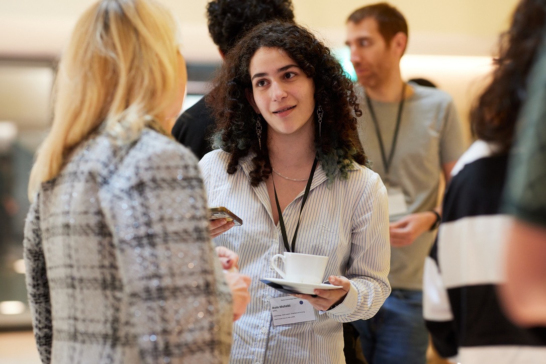 Go to the profile of Avin Mohebi