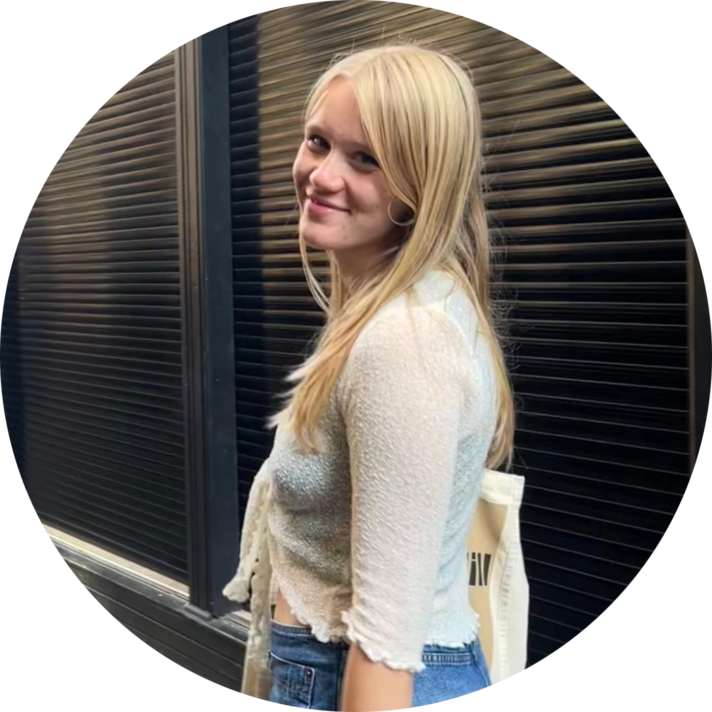 Go to the profile of Eve Townsley