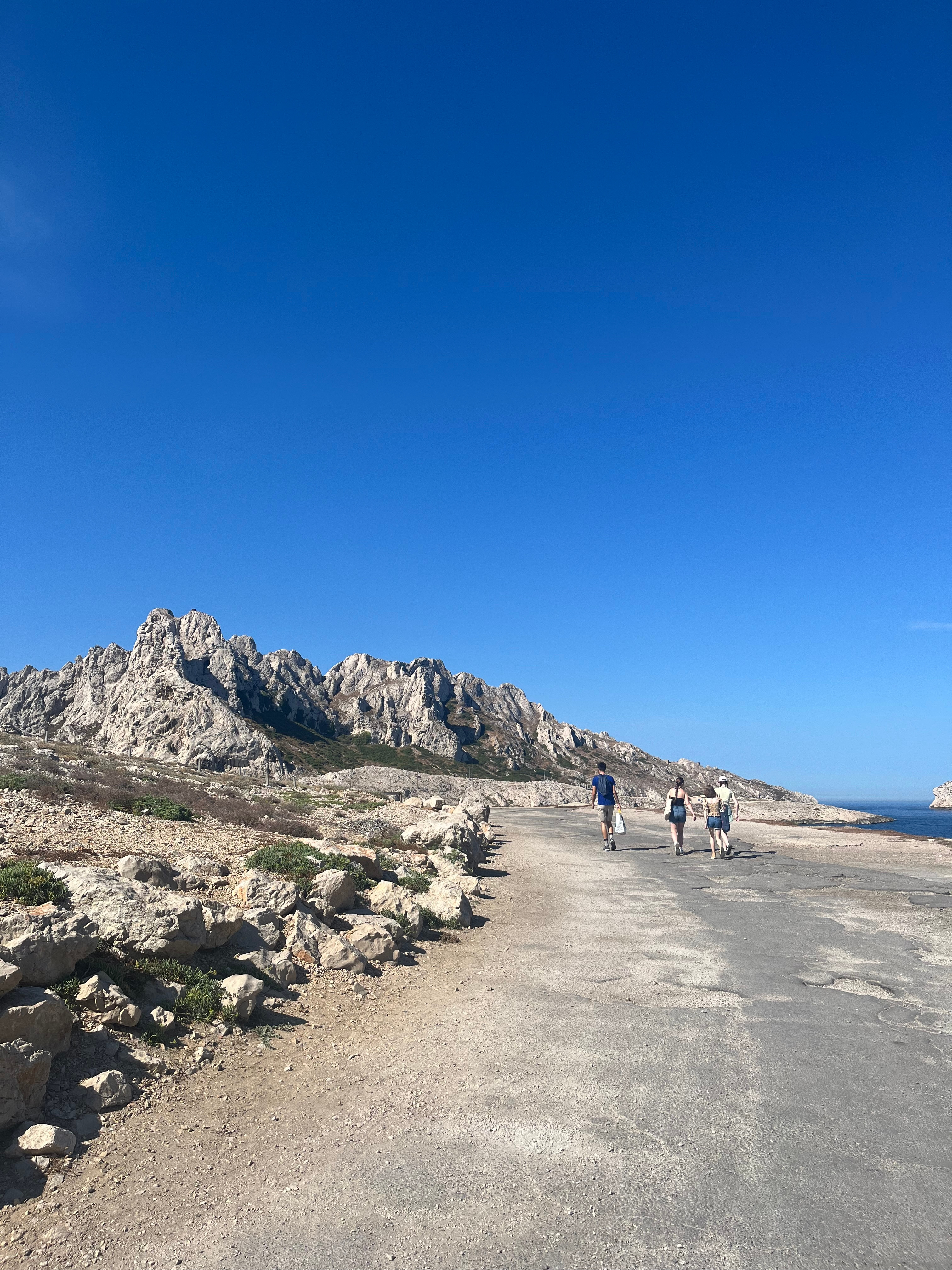 LiA W2 - Settling Down