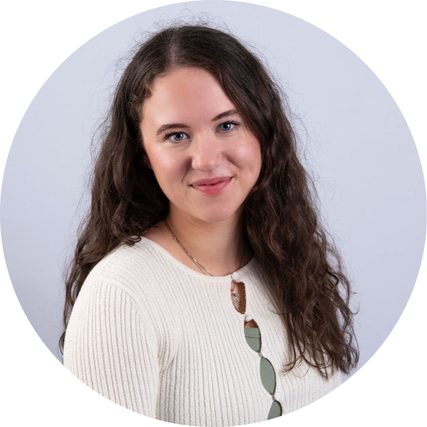 Go to the profile of Poppy Davey