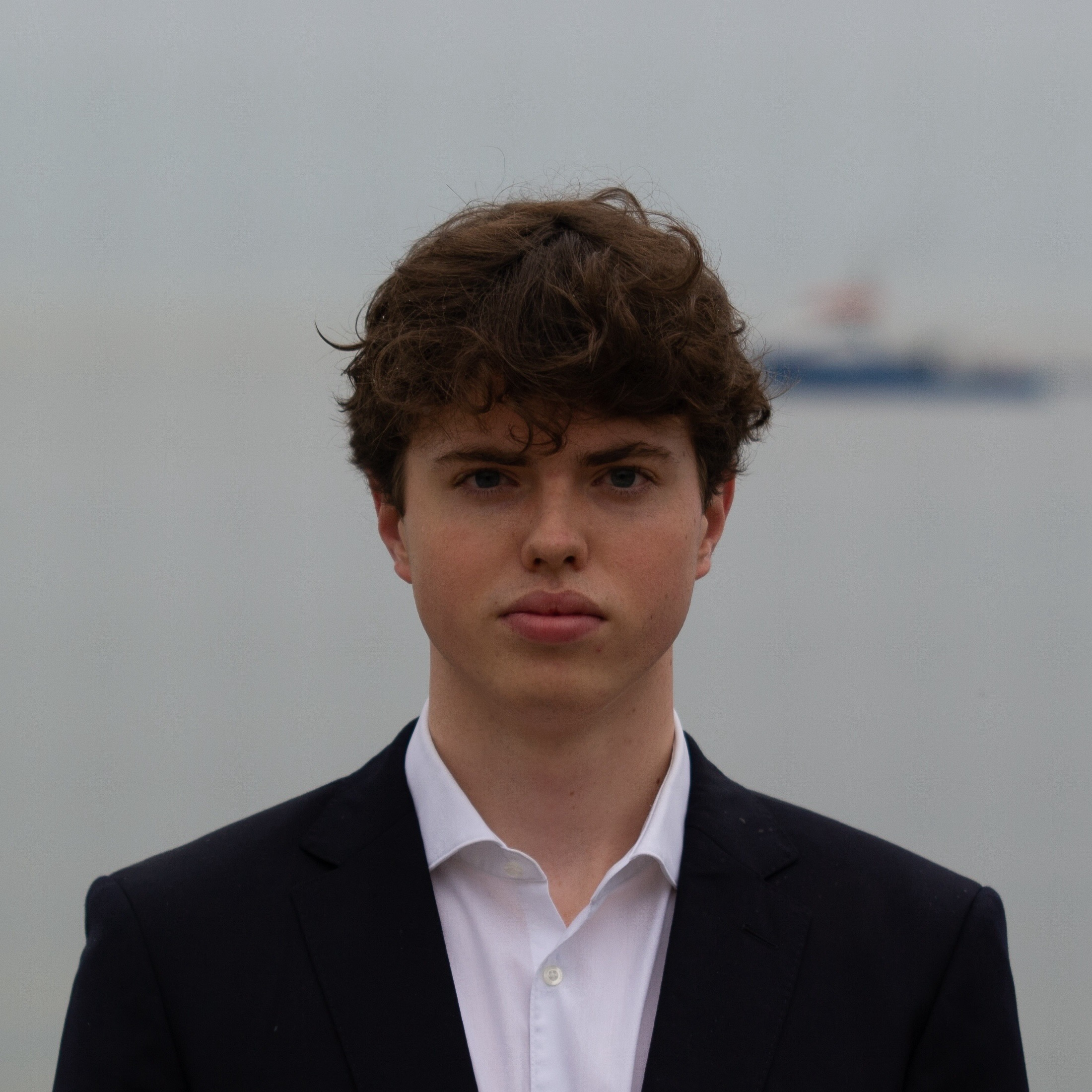 Go to the profile of Szymon Kwidzinski