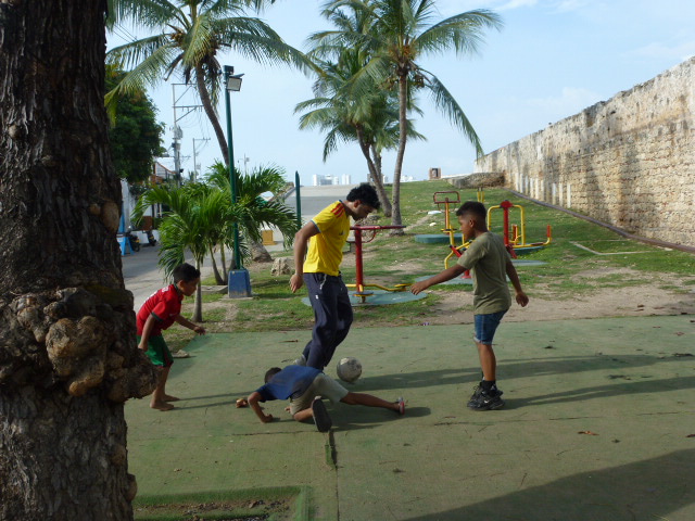 Buen Vivir, Buen Conocer: Week 1 in Medellin, Colombia