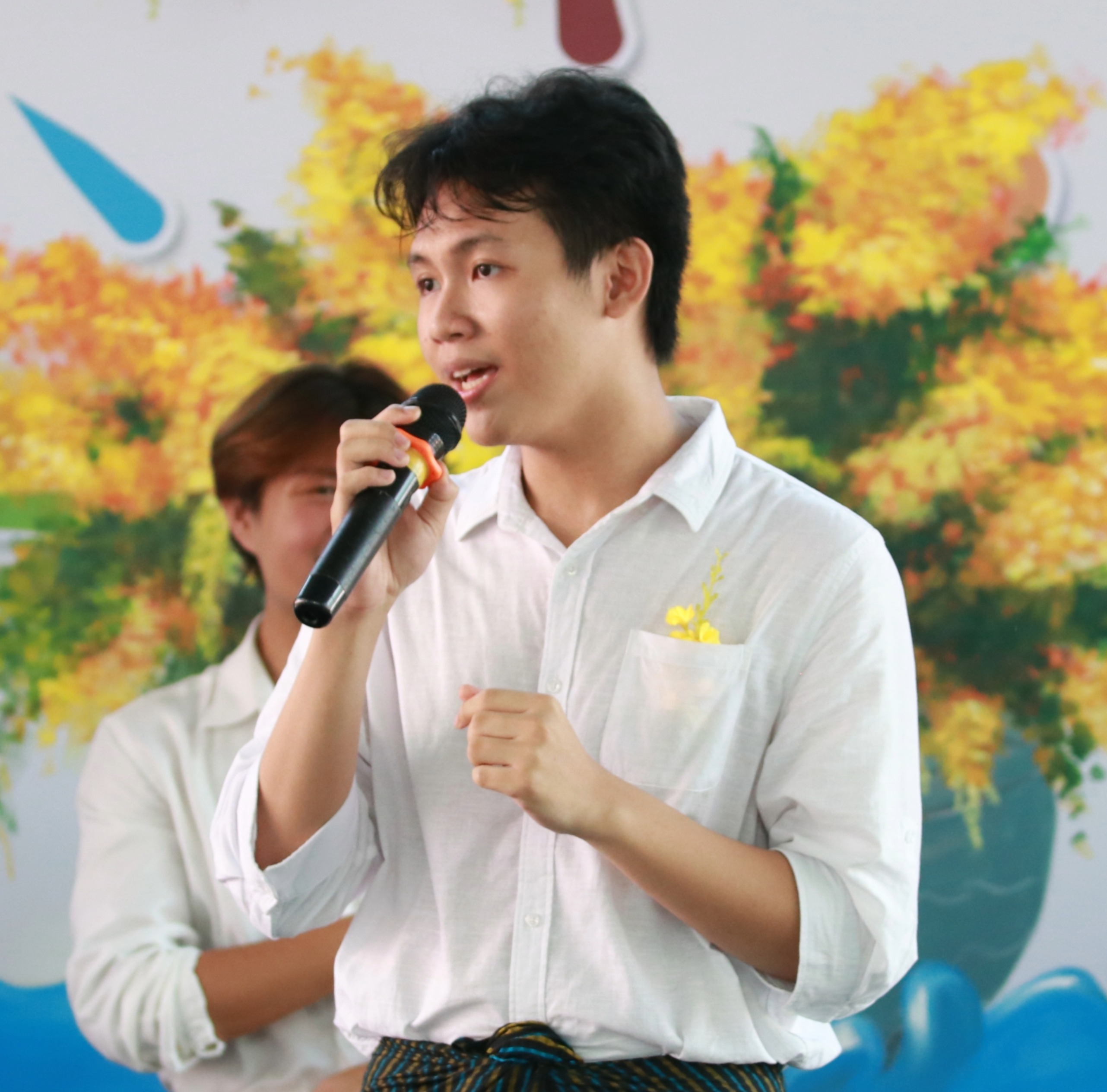 Go to the profile of Aung Khant Paing