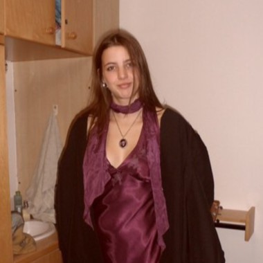 Go to the profile of Lauren