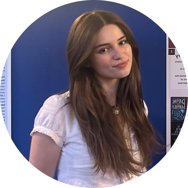 Go to the profile of Lia Iannarilli