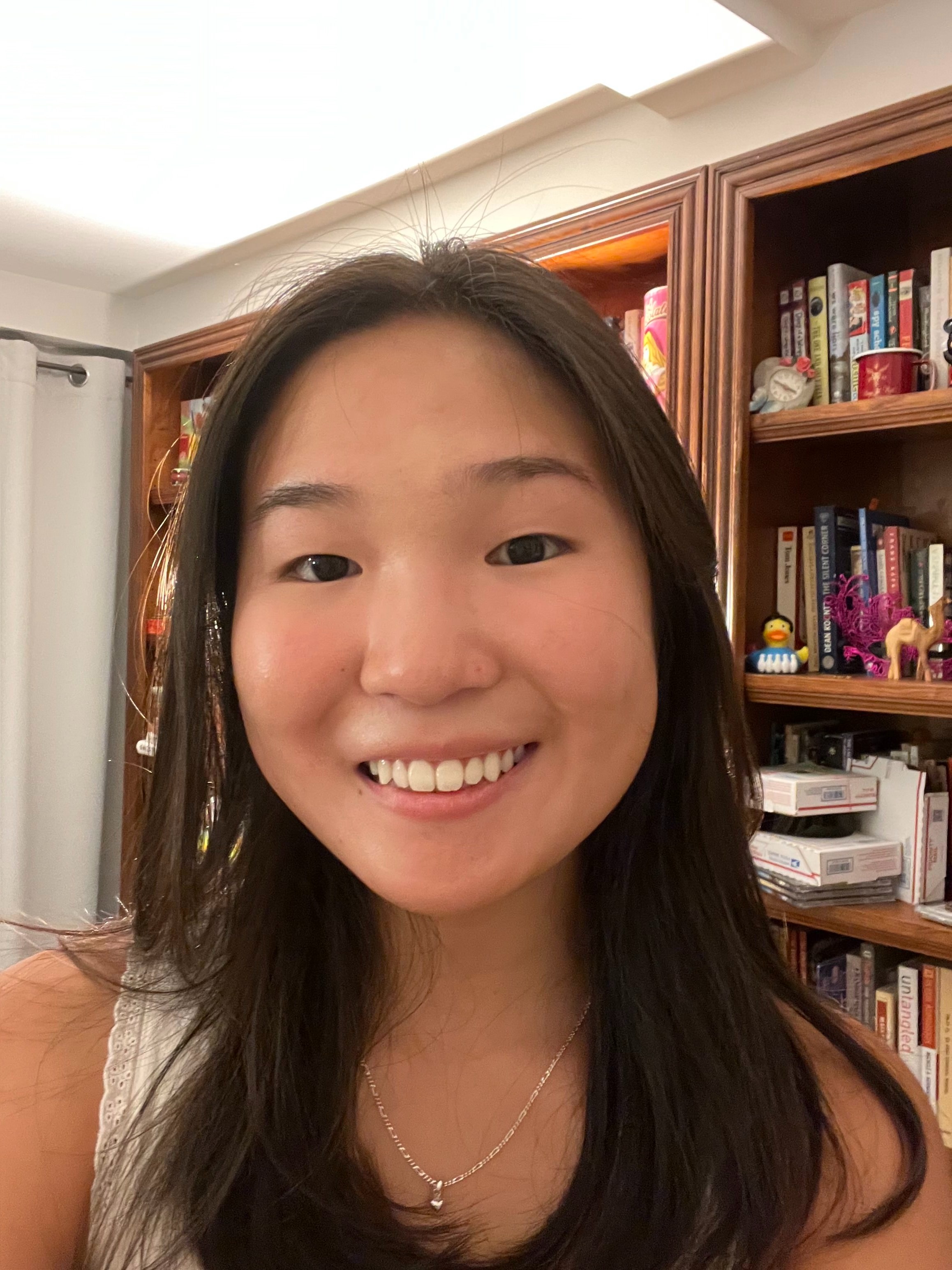 Go to the profile of Erica Lee