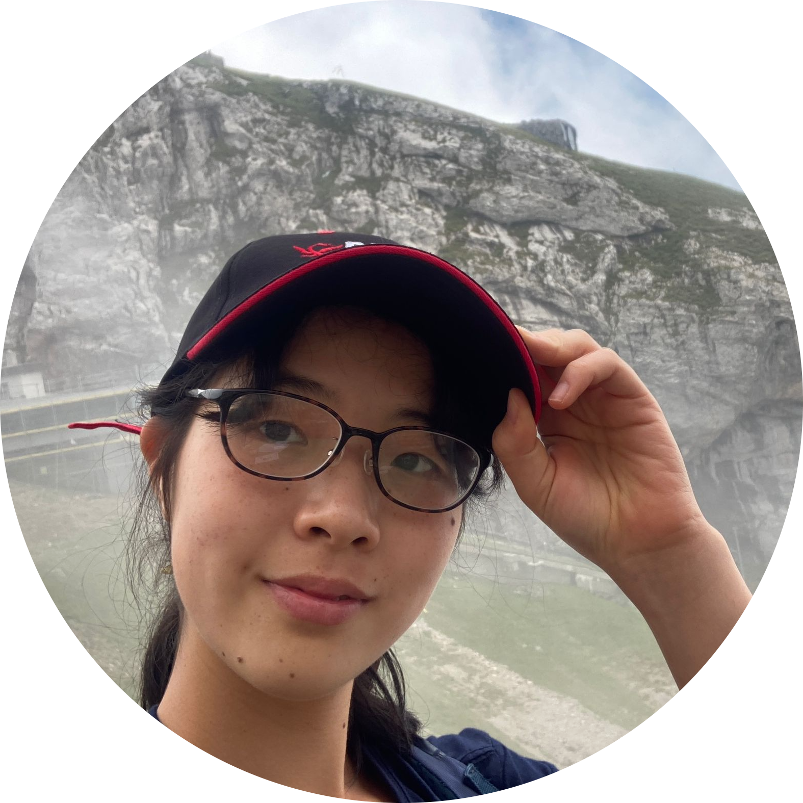 Go to the profile of Yuka Atsuchi