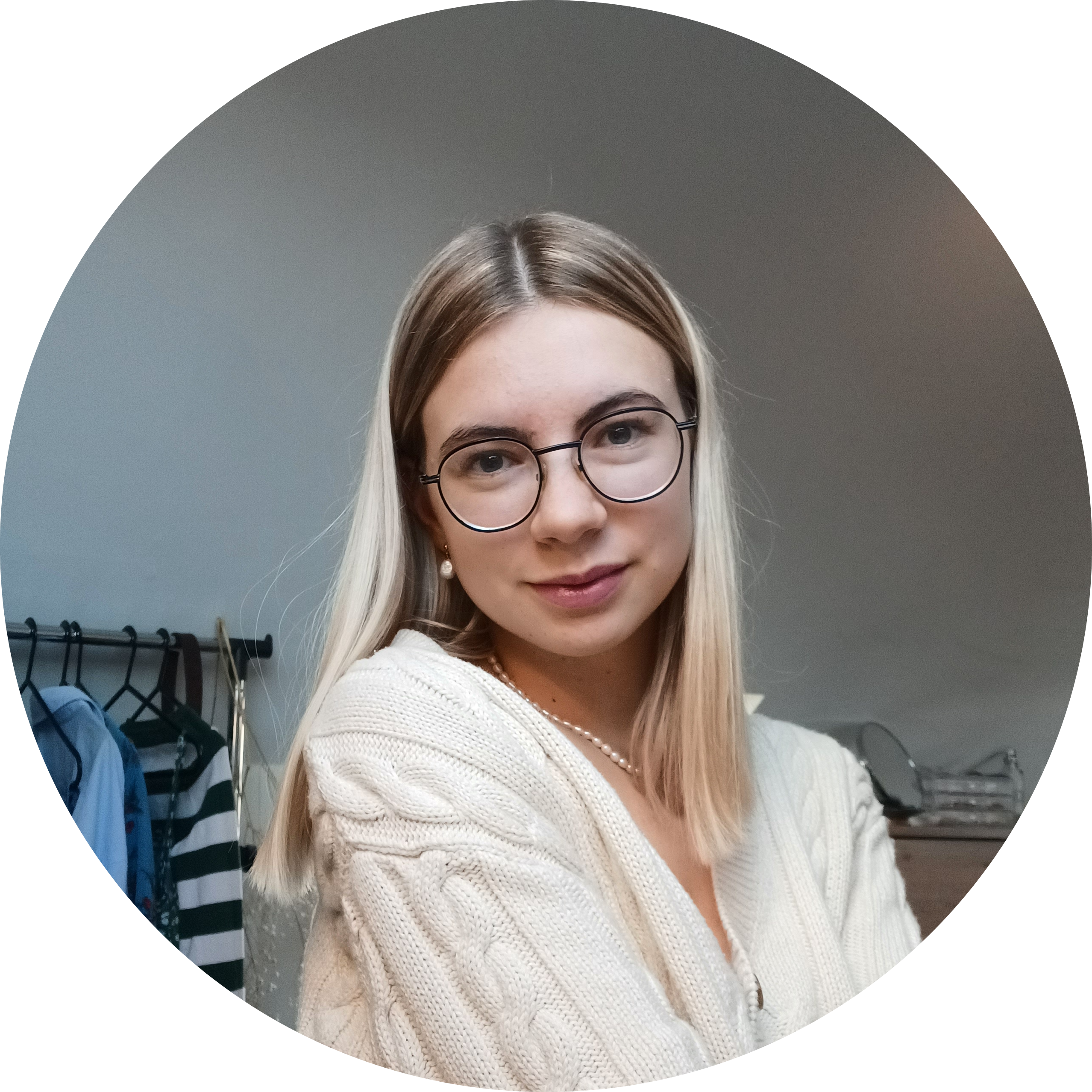 Go to the profile of Cherry Sylge