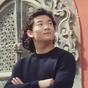 Go to the profile of Vincent W. Chang