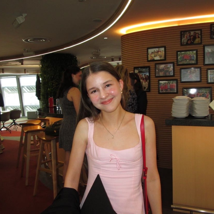 Go to the profile of Emily